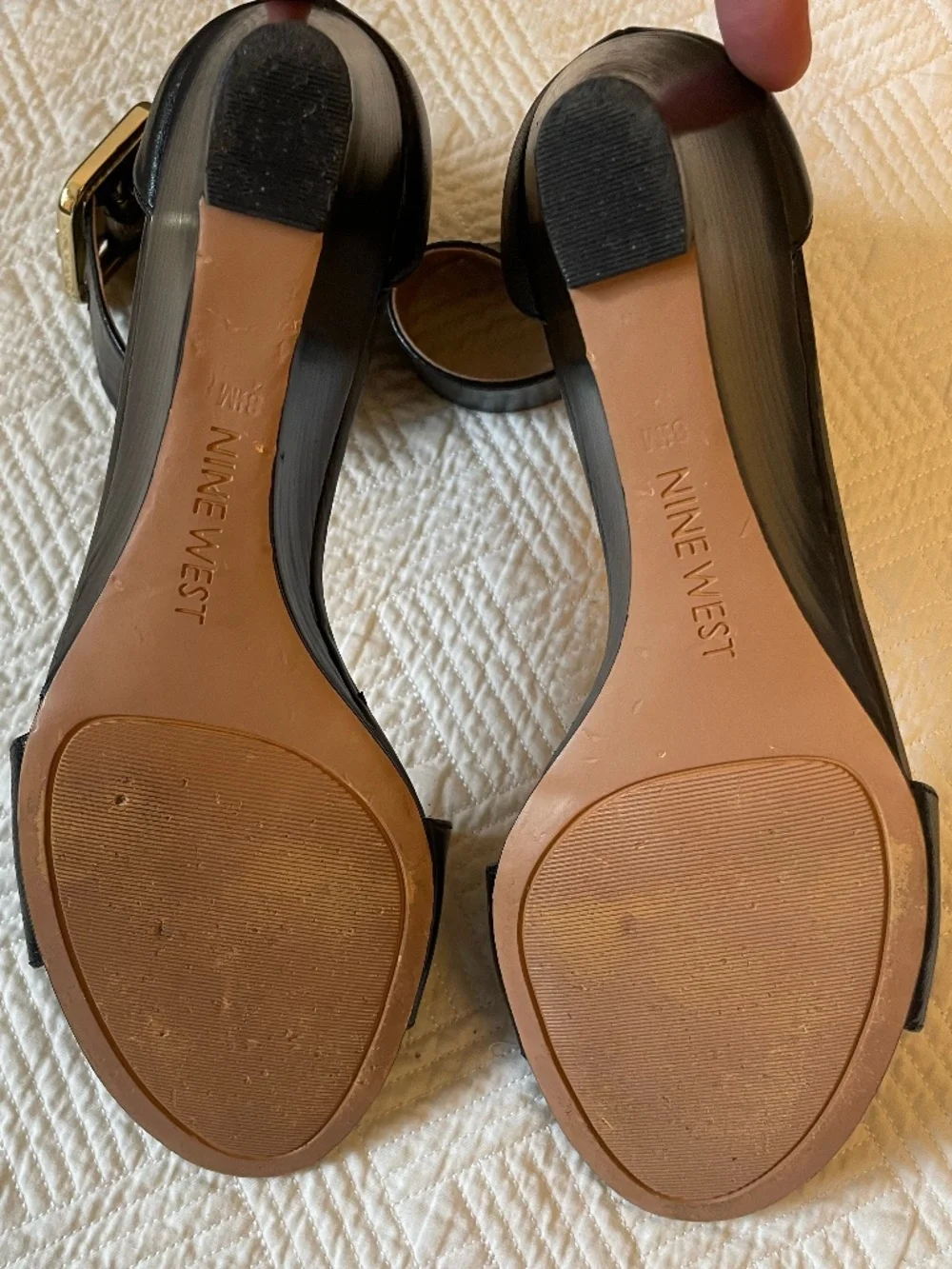 Nine West black ankle strap wedge sandal with gold buckle detail size 8.5
